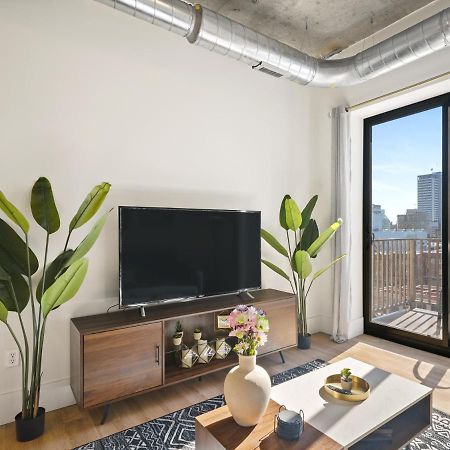 Clover Luxury High-Rise Downtown South Bend Exterior photo